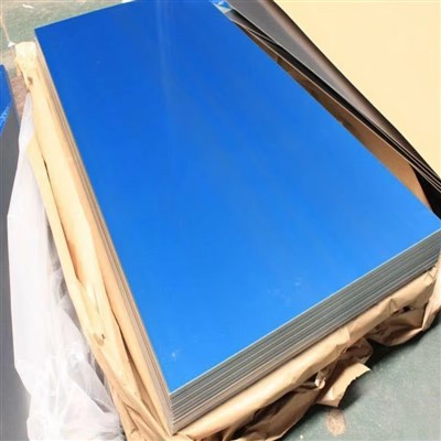 Sábana blanca de aluminio